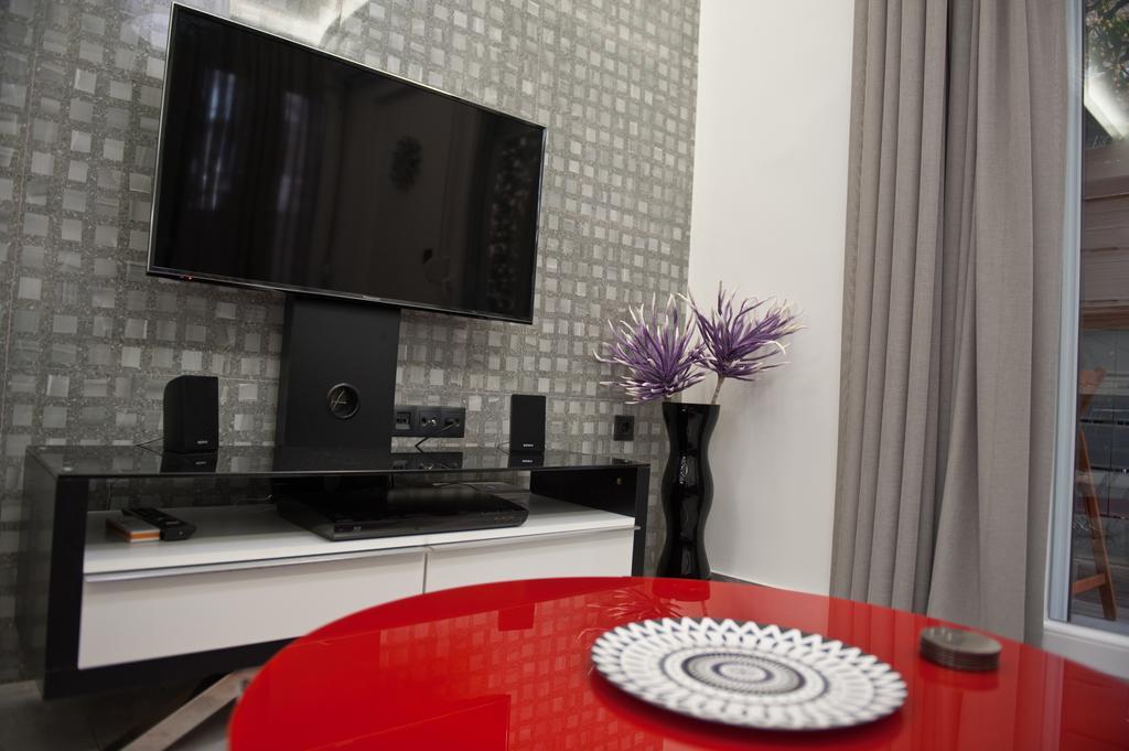 Iris Appartement Thessaloniki Buitenkant foto